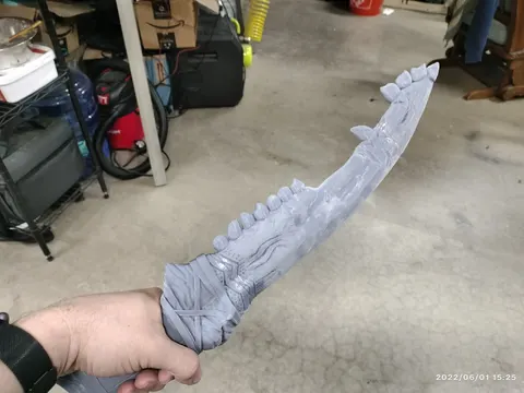 first blade 2
